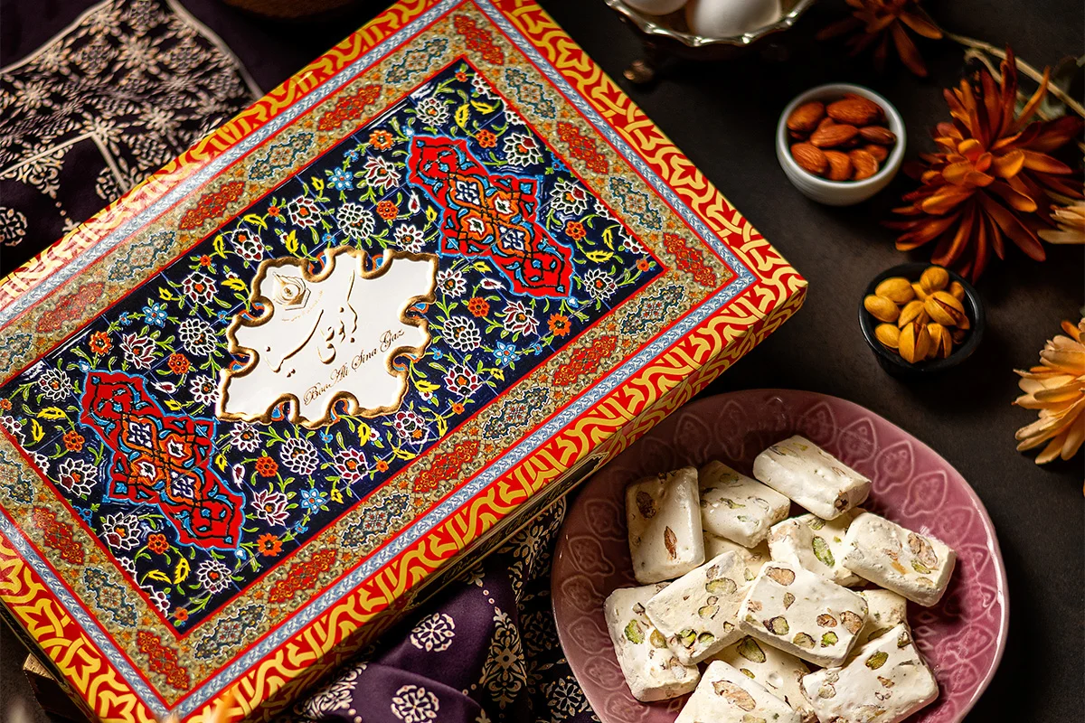 پسته یا بادام؟ کدام مغز طعم بهتری به گز می‌دهد؟